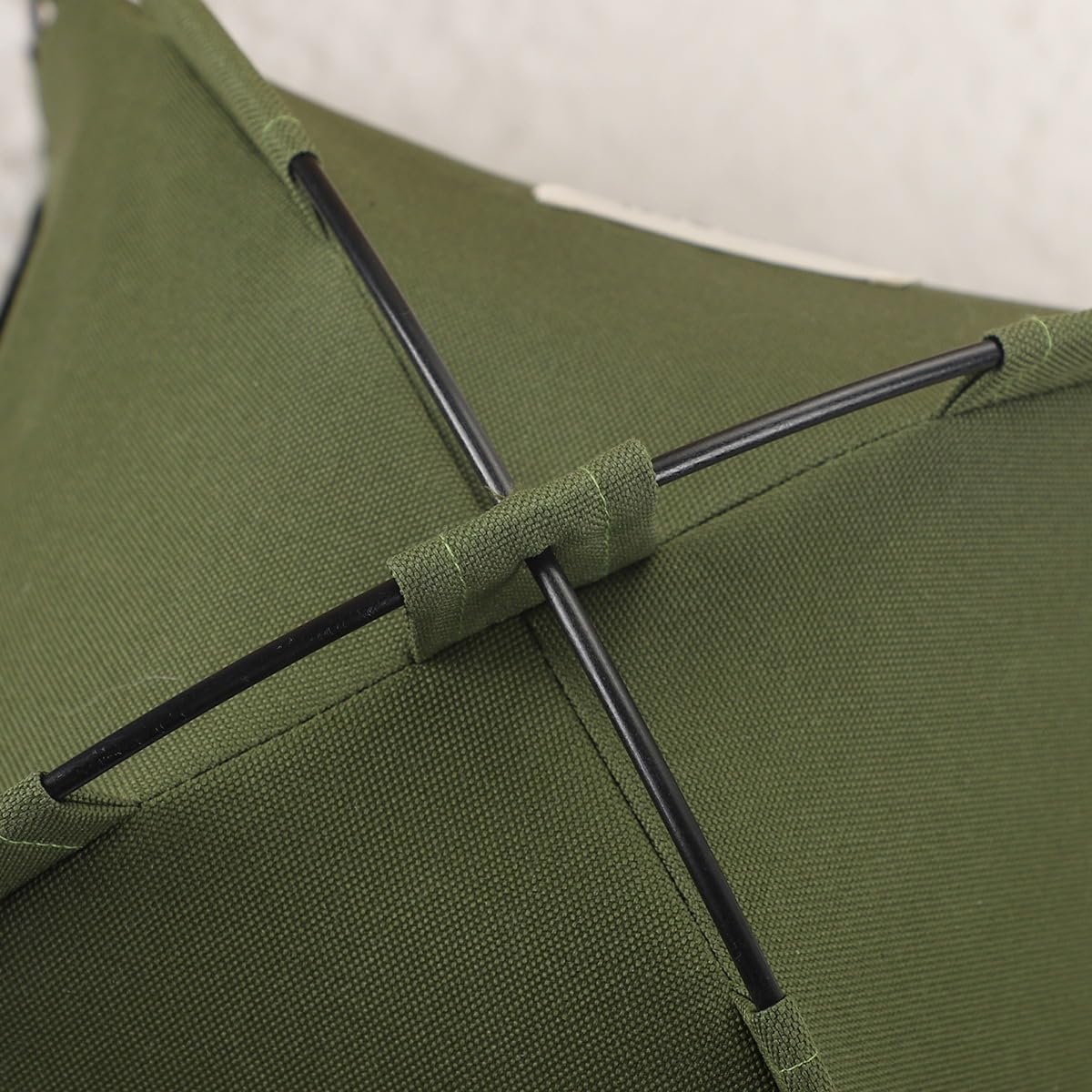 Cat Tent – Lightweight & Breathable Waterproof Shelter Designed for Indoor/Outdoor Adventures, Giving Your pet Safe Outdoor Exploration Joy. (Olive Drab, 19.7×19.7in)