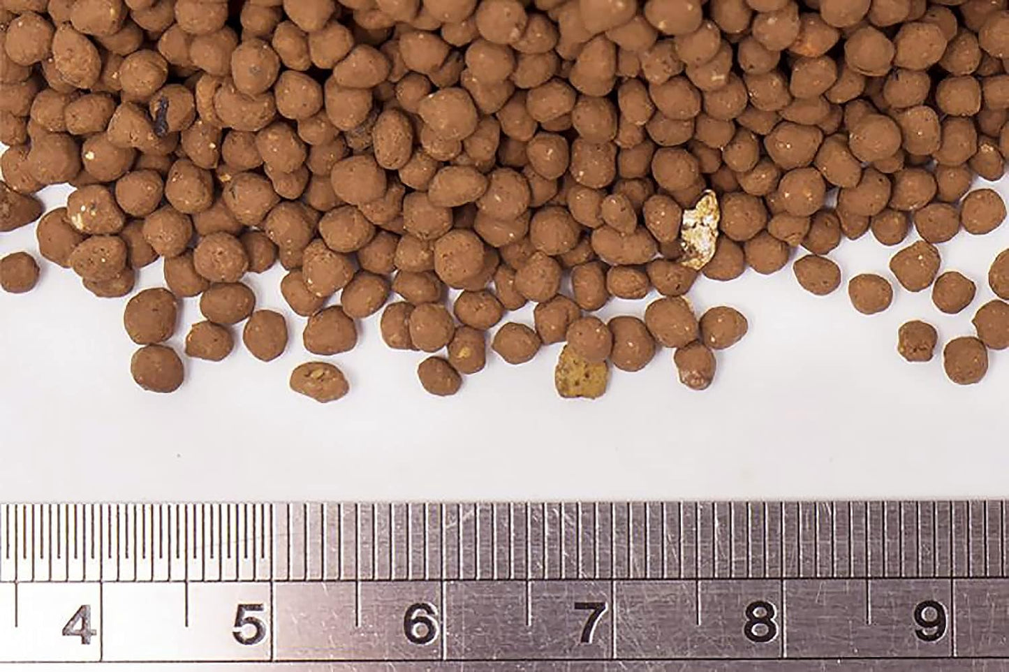 Ultum Nature Systems Controsoil - Freshwater Aqua Soil Substrate for Fish, Shrimp, Live Plant Propagation and Aquascaping - 6.8pH Low Ammonia, Volcanic Ash - Brown, Fine (3 Liter | 6LB)