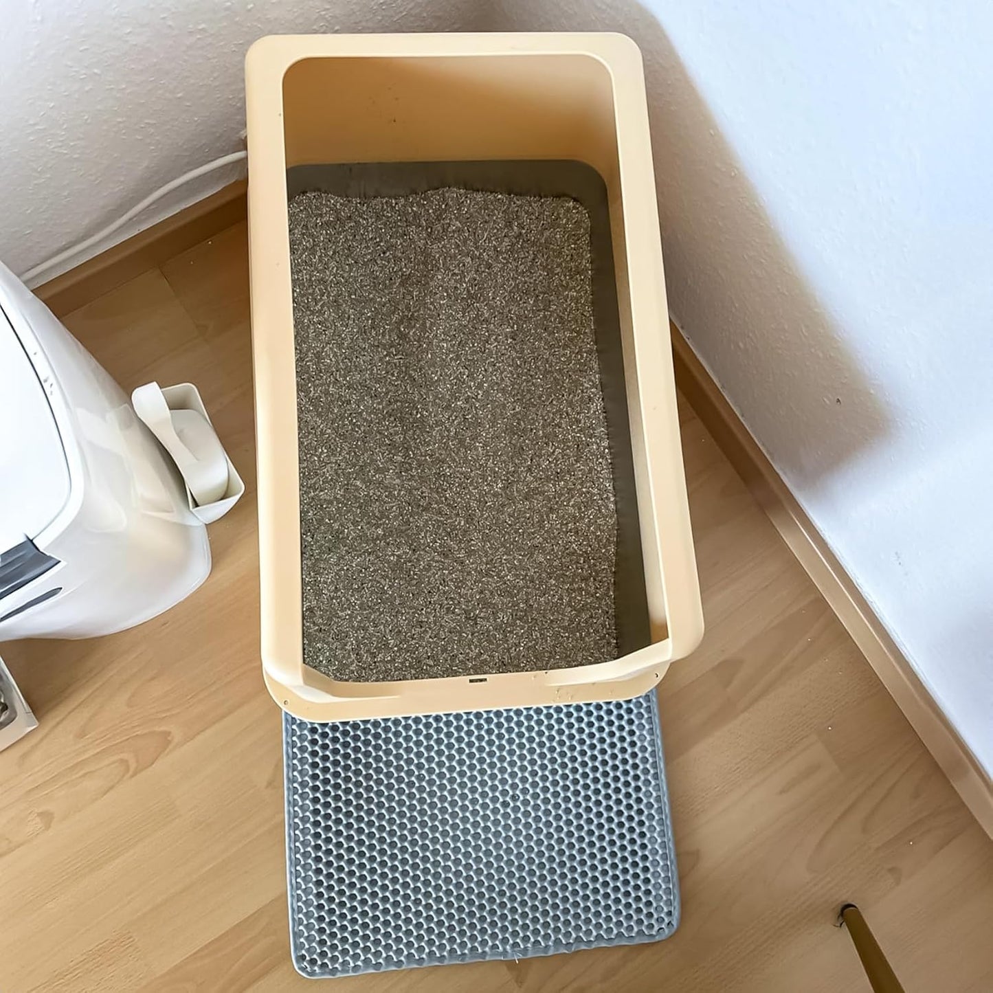 Stainless Steel Cat Litter Box, Metal Litter Box with Lid, 14" Extra Large Litter Boxes for Big Cats, High Sided Beige Cat Box Enclosure Blends with Home Decor, Non-Sticky, Anti-Leakage, Easy Clean